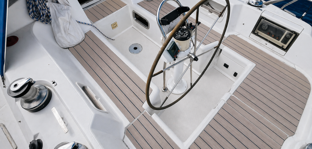 Jeanneau Voyage 12.5 Deck-Kit CORE Polyurethane Cockpit Seat