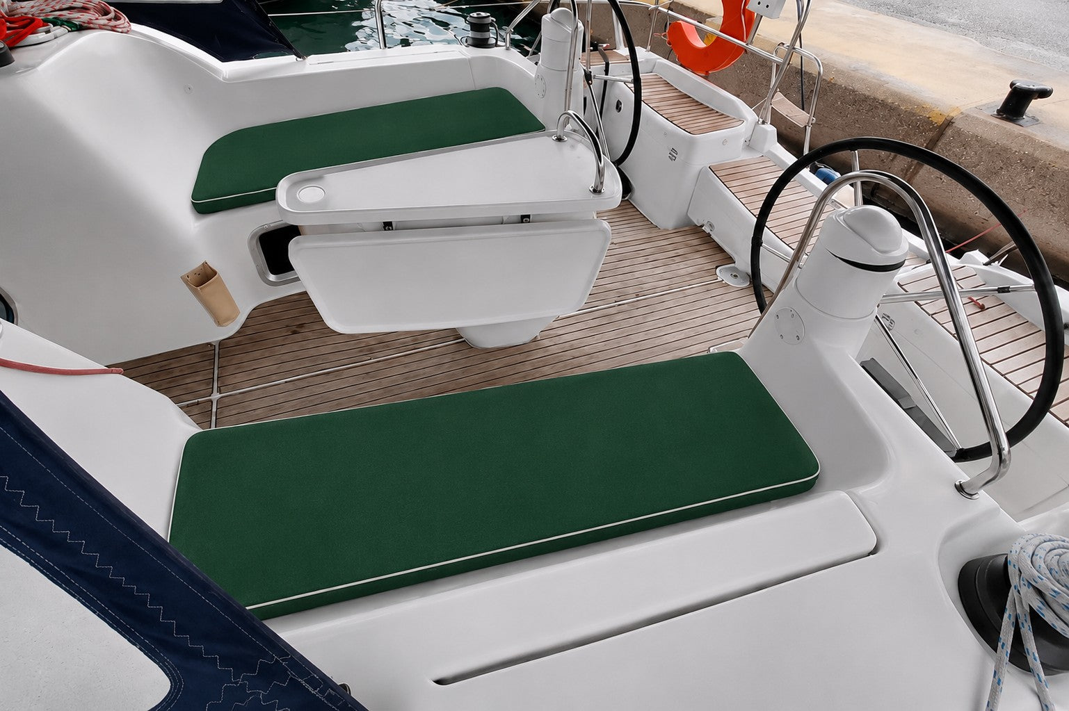 Jeanneau Sun Odyssey 39i Cockpit Cushion Set