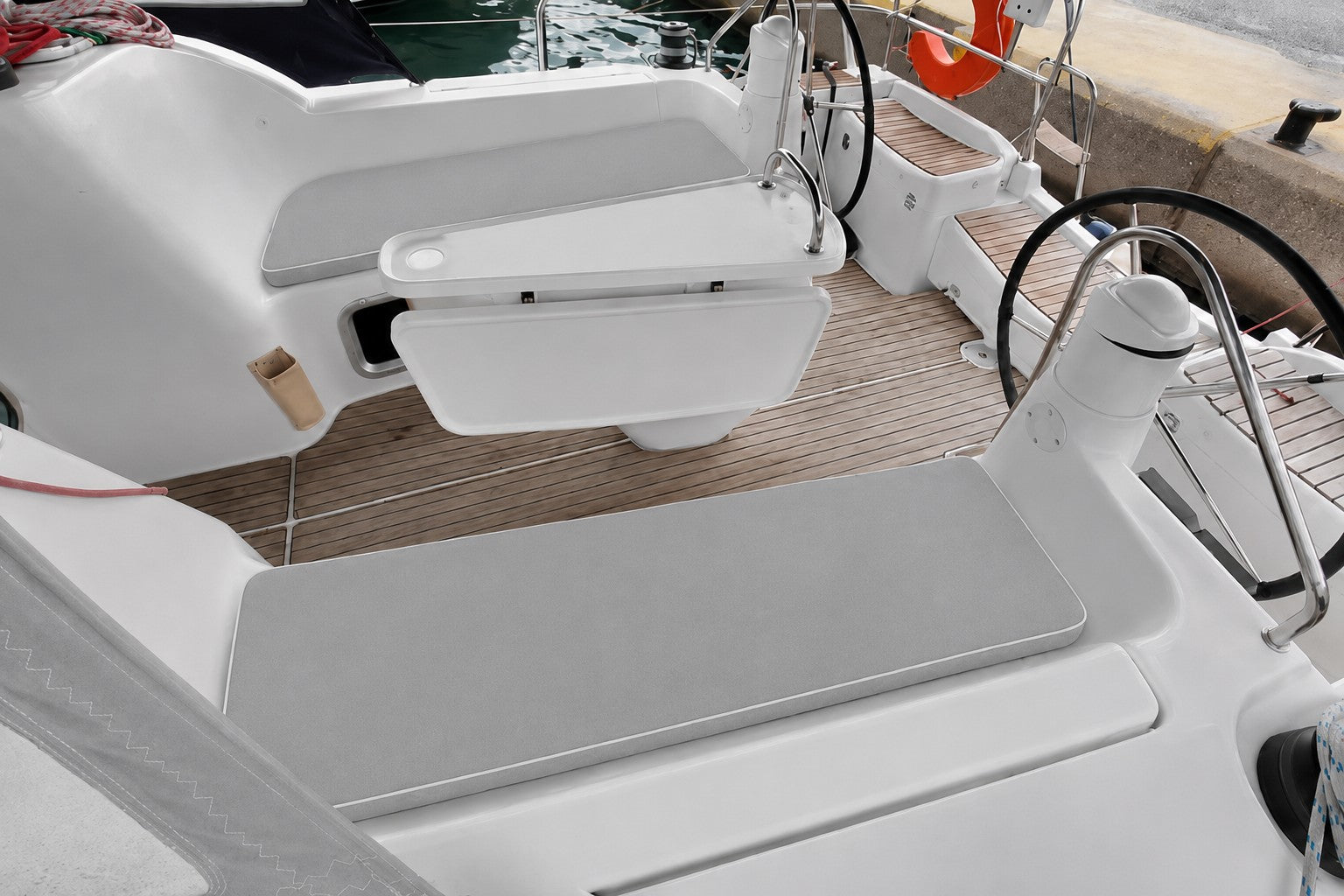 Jeanneau Sun Odyssey 39i Cockpit Cushion Set